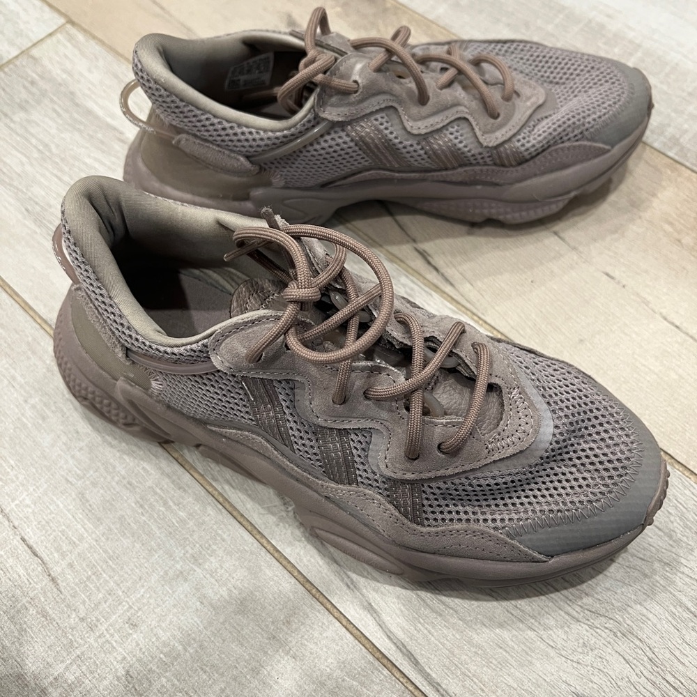 Adidas ozweego - Picture 3 of 5
